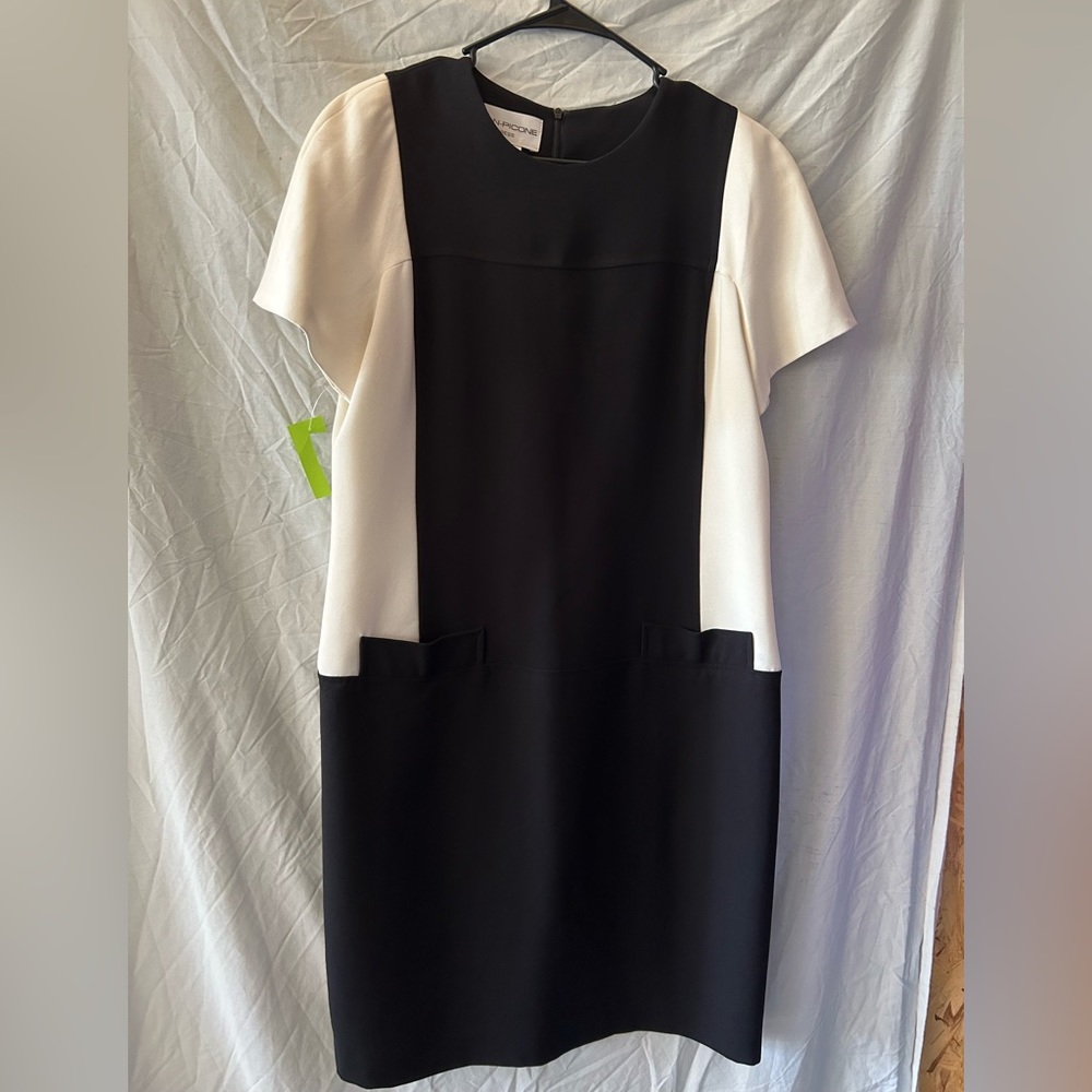 Dress color black and white new dress